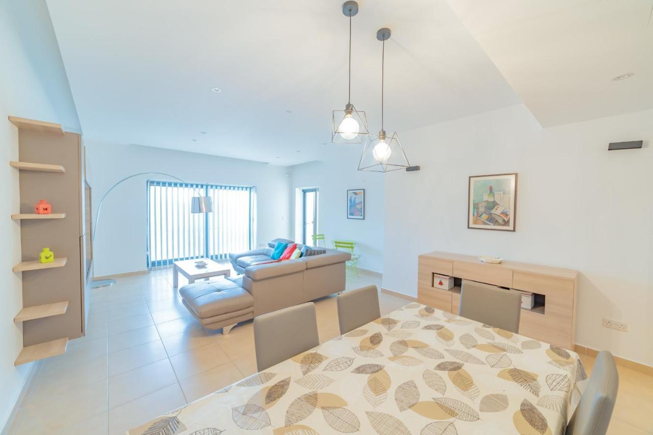 Luxury Seaview & Pool-Hosted By Sweetstay Mellieħa Eksteriør bilde